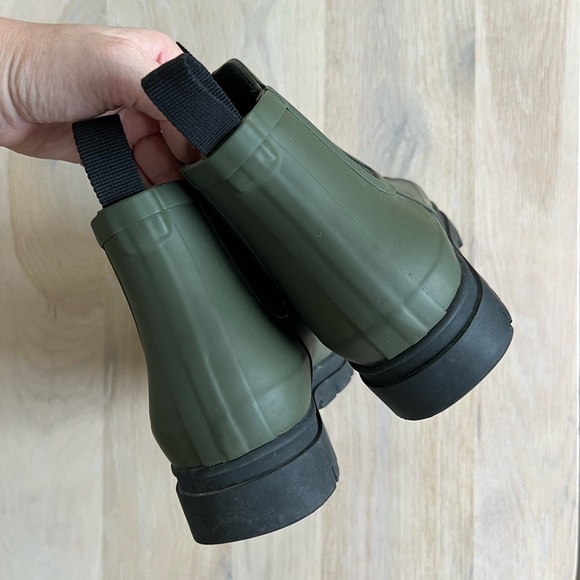 Everlane Olive Green Ankle Rain Boots - Picture 8 of 10